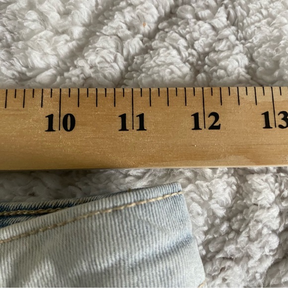 Lucky Brand Riley Denim Jean Shorts Girls Youth Size 12 Raw Hem Distressed - Picture 7 of 8